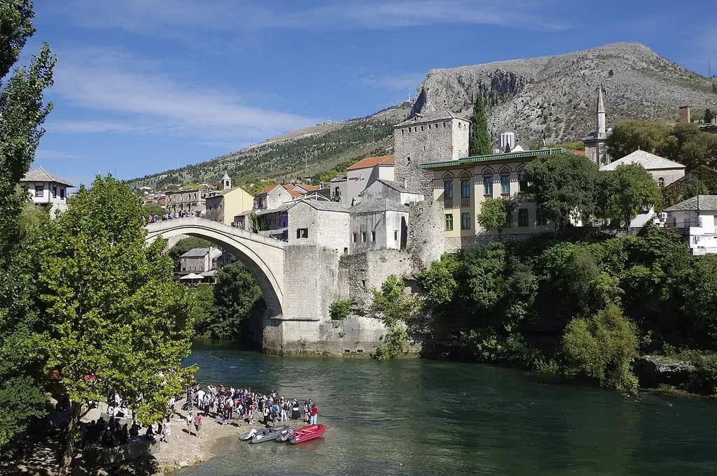 eSIM Sarajevo - Buy prepaid travel data for Sarajevo, Bosnia & Herzegovina