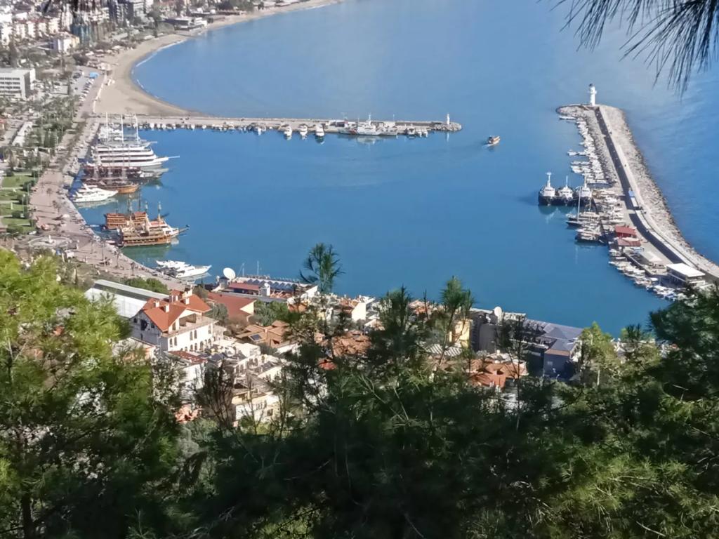 eSIM Alanya - Buy prepaid travel data for Alanya, Türkiye