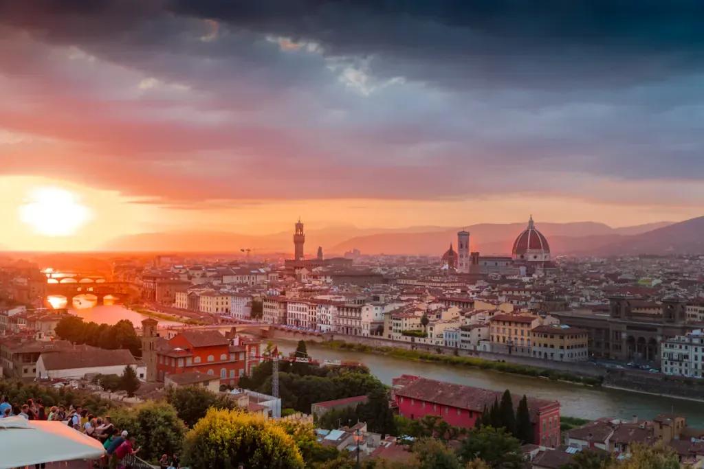 eSIM Florence - Buy prepaid travel data for Florence, Italy