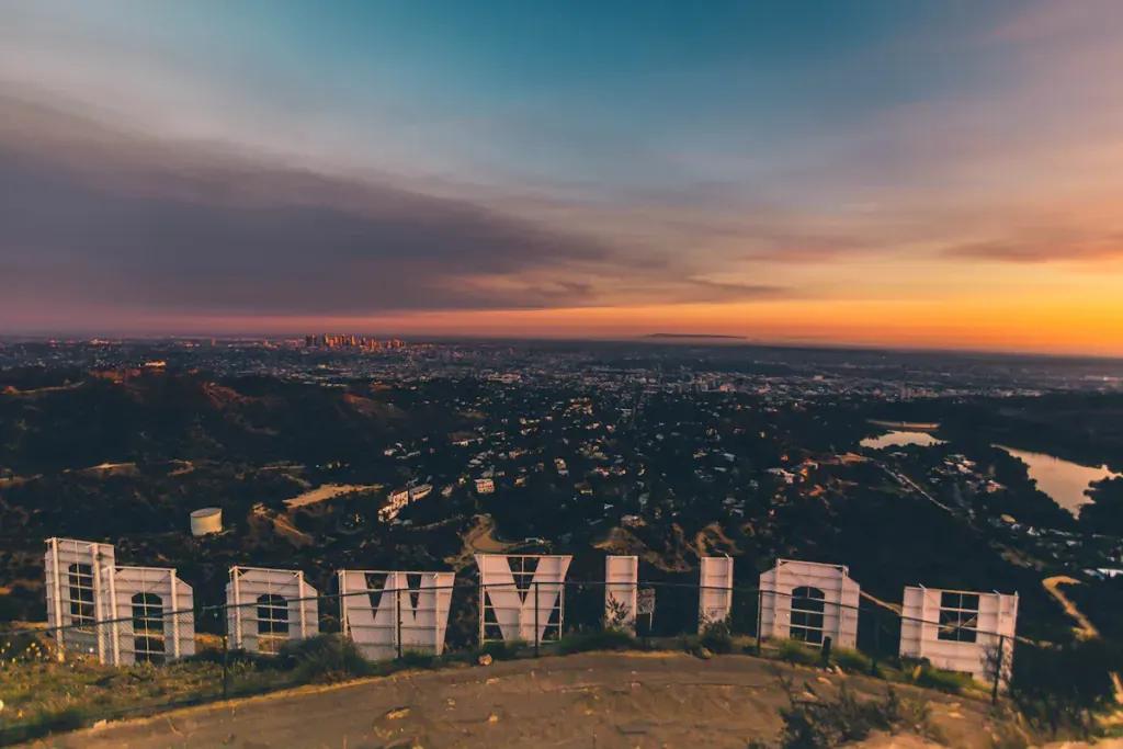 eSIM Los Angeles - Buy prepaid travel data for Los Angeles, United States