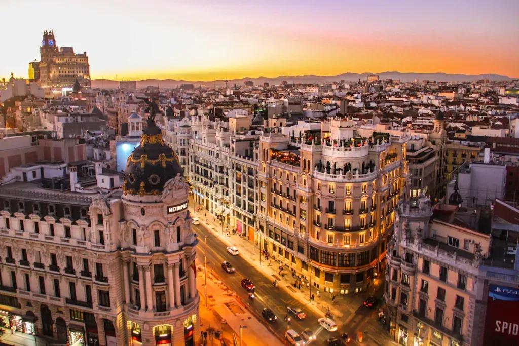 eSIM Madrid - Buy prepaid travel data for Madrid, Spain