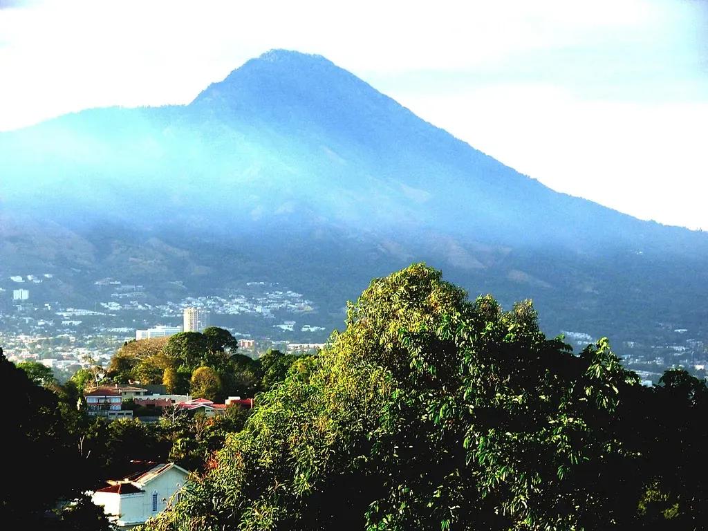El Salvador travel destination - Buy eSIM El Salvador for mobile internet