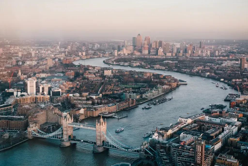 United Kingdom travel destination - Buy eSIM United Kingdom for mobile internet
